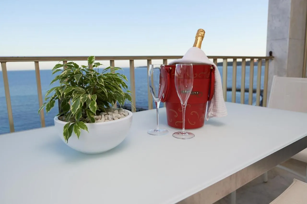 Palm Beach Amazing View Cannes Apartment